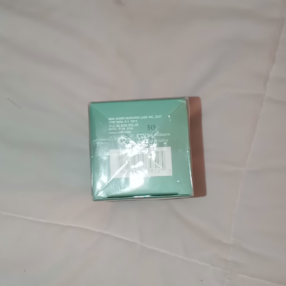 Lotion - Picture 4 of 5